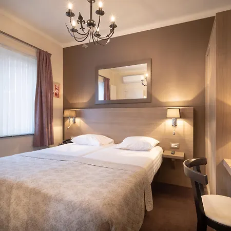 Hotel I 3*