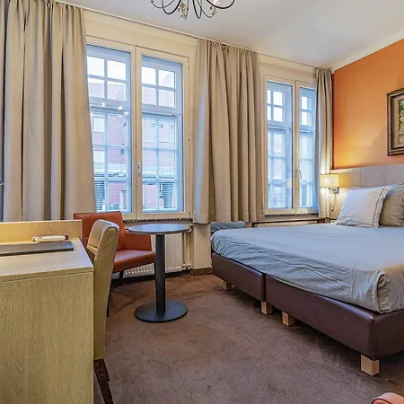 Hotel I 3*