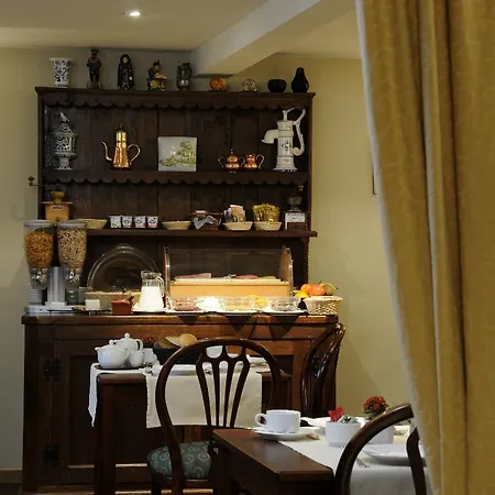 I Hotel Brujas