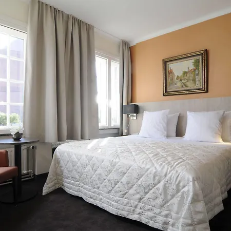 Hotel I 3*