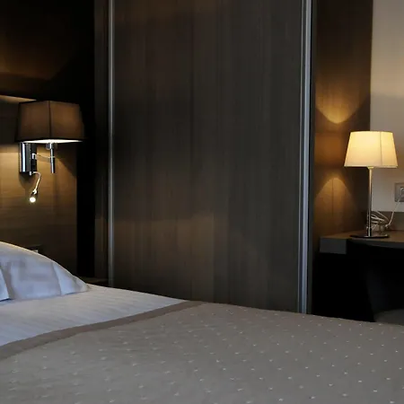 Hotel I 3*