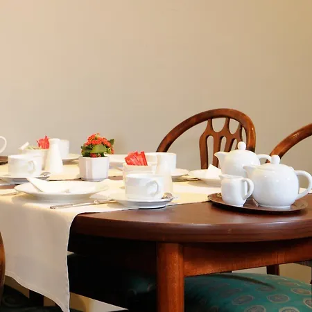 Hotel I 3*